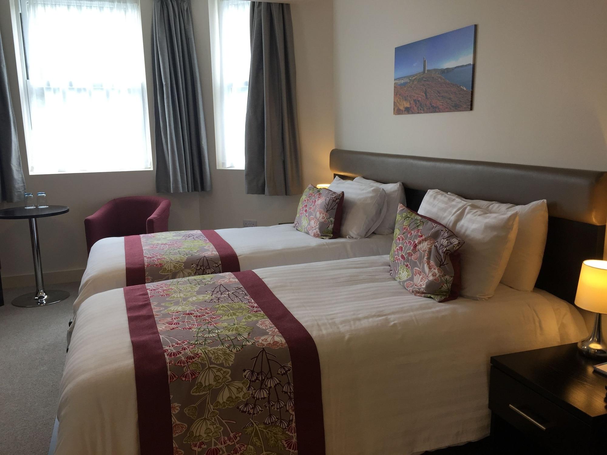 Mannin Hotel Дъглас Екстериор снимка