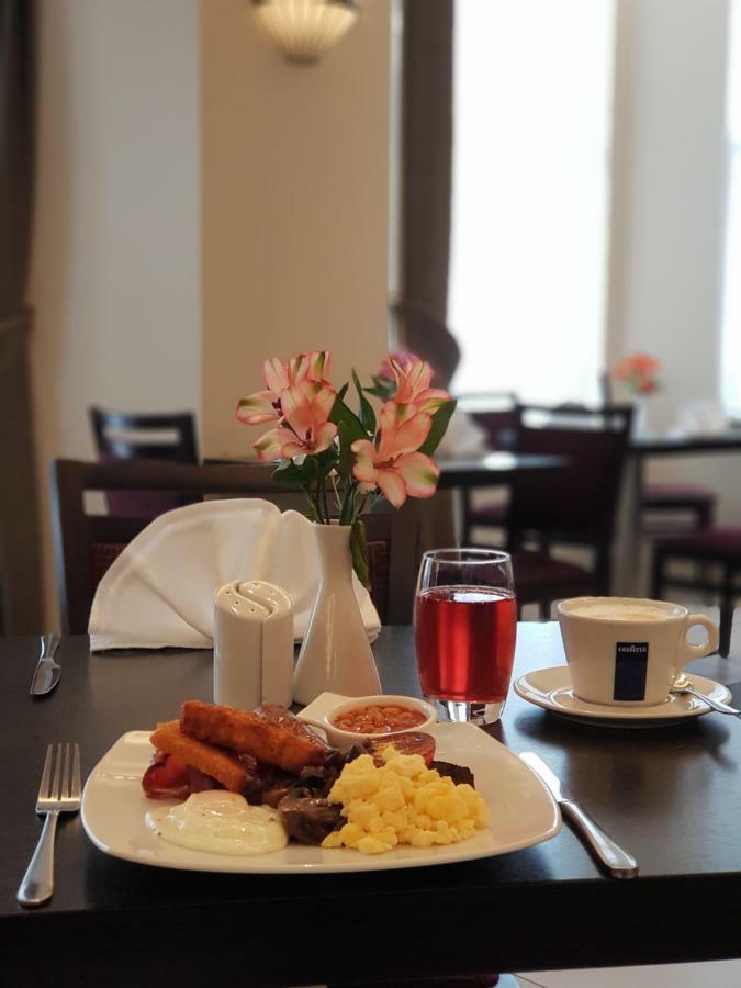 Mannin Hotel Дъглас Екстериор снимка